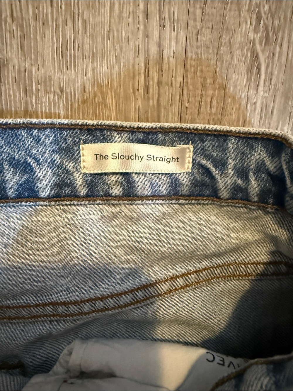 FRAME THE SLOUCHY - STRAIGHT LEG JEANS
- DIVINE - Picture 6 of 11